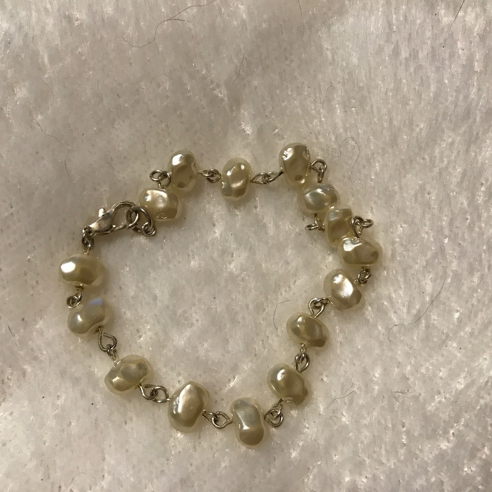 Vintage very small pearl beads bracelet